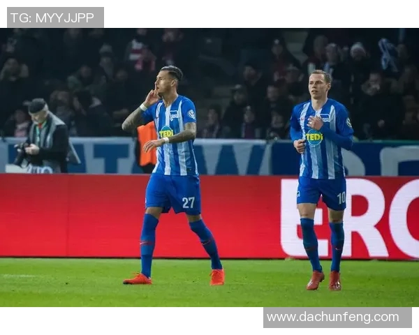 德甲领头羊拜仁慕尼黑迎战柏林赫塔，新挑战将决定谁更强劲