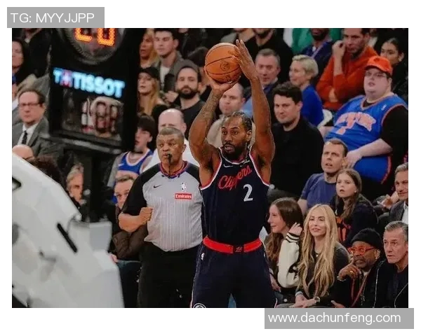 尼克斯球员弗兰克-尼基里诺输球后愤怒拆台，遭处罚