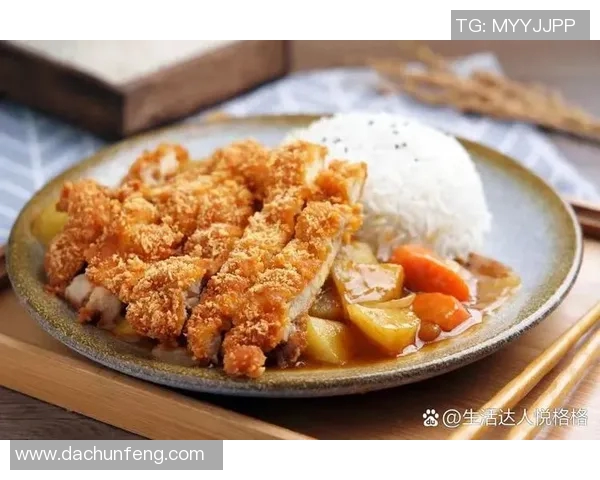 鸡排盛宴：美味生活的一杯快乐